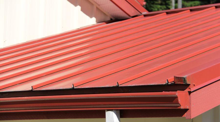 Professional gutter cleaning services in Badger, CA